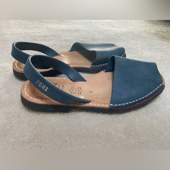 Avarca PONS dark blue sandals size 9 - Picture 2 of 5